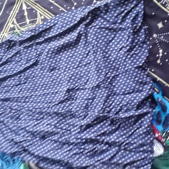 Skirt - Picture 3 of 3